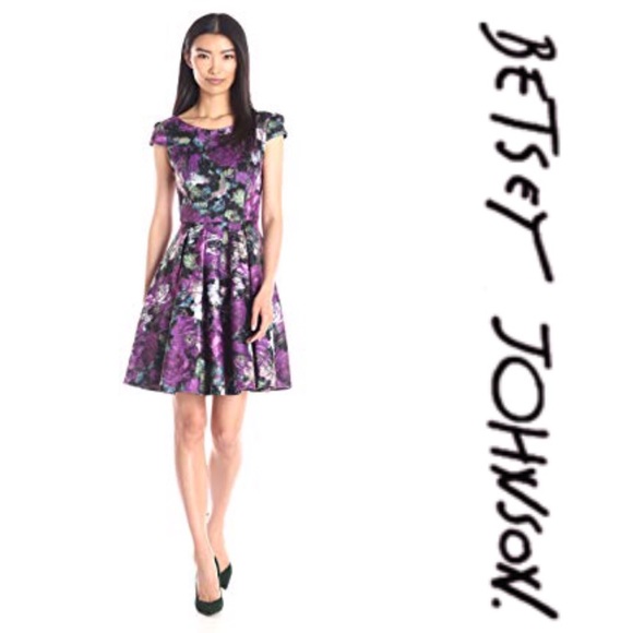 Betsey Johnson Dresses & Skirts - Betsey Johnson Jacquard Fit & Flare Dress 10